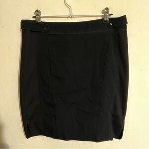 ``White House black market’’ black skirt